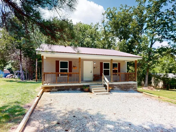 313 Bent Tree Estate Ln, Benton, KY 42025