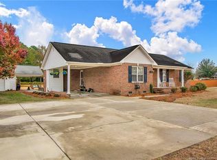 48 Sunset Rd, Lumberton, NC 28360