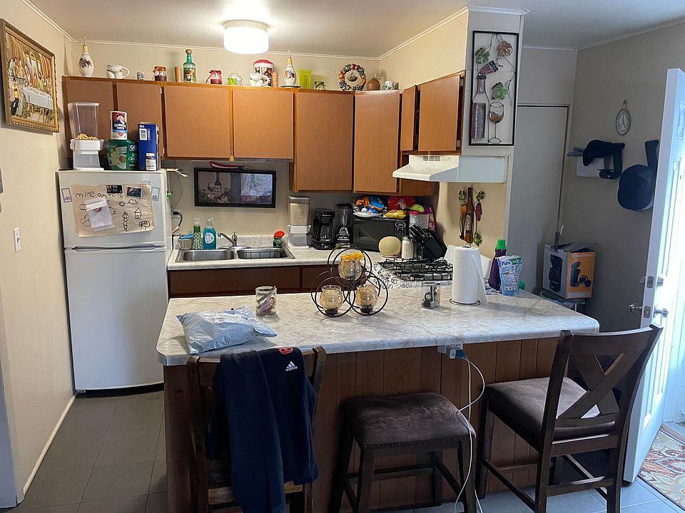 1st image of 912 W Greenwood Ave APT C