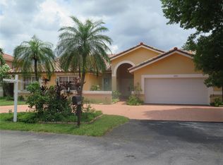 4561 SW 149th Ct, Miami, FL 33185