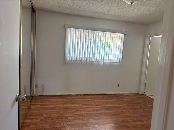 5th image of 6972 Melba Ave