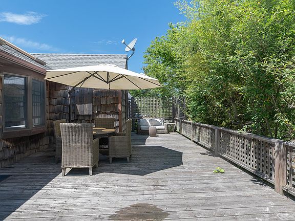 3rd image of 60 Cranberry Walk