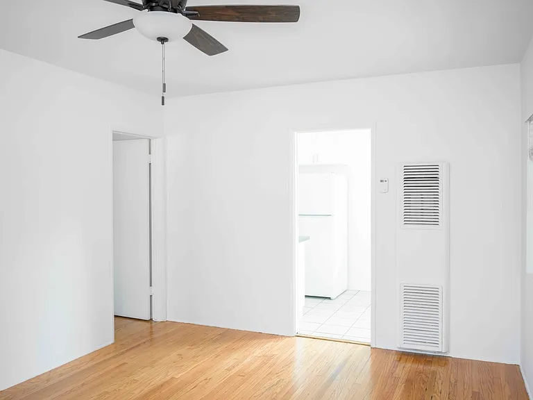 2900 Exposition Blvd #B — Photo 6