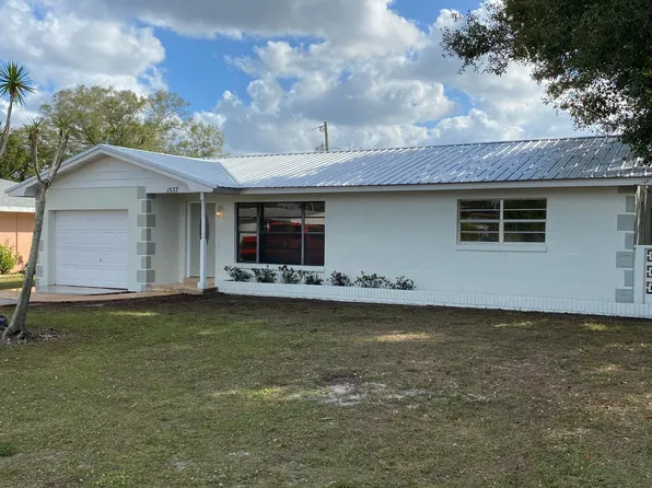 1537 Vicki Dr, Sebring, FL 33870