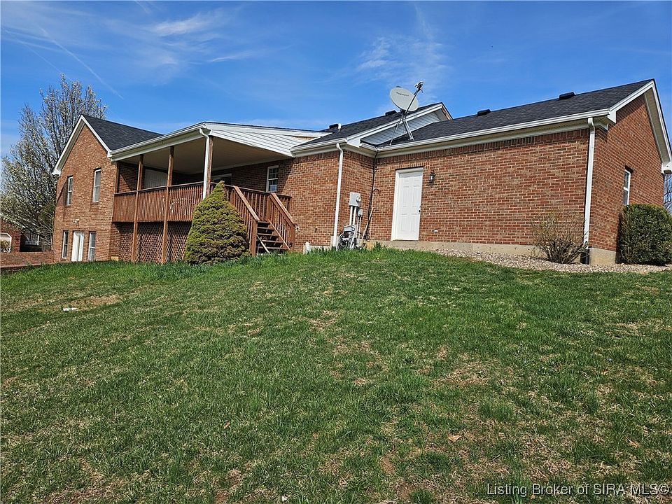 2nd image of 1555 Sherwood Drive