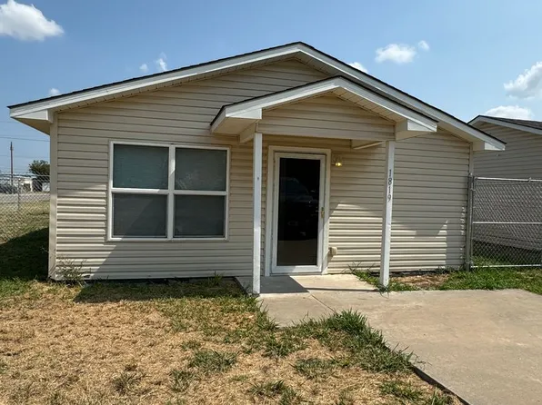 1819 SW Jefferson Ave, Lawton, OK 73501