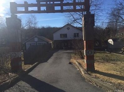 2nd image of 132 Glenmere Homesites Rd