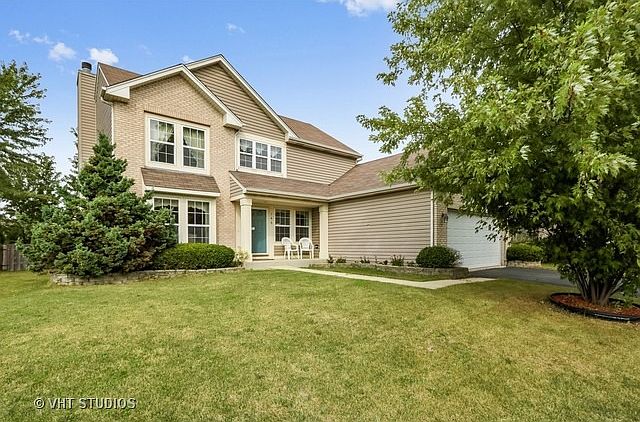 1st image of 146 Stillwater Dr