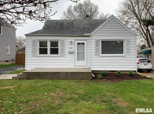 826 W Ridge Rd, Peoria, IL 61614