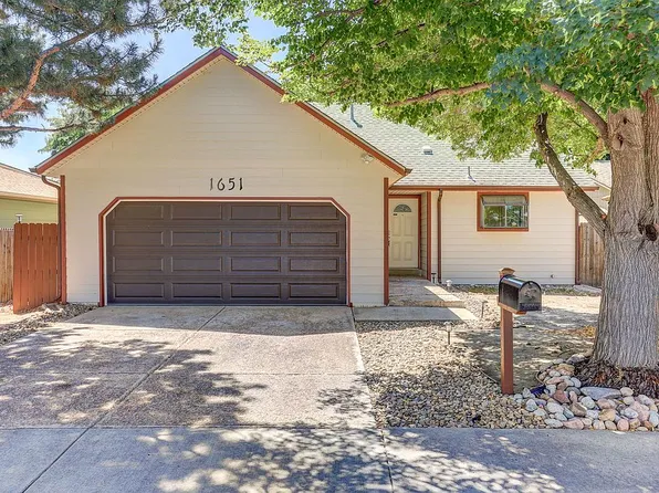 1651 Biscay Cir, Aurora, CO 80011