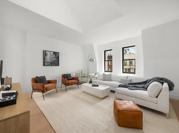 53 West 85th Street image 5 of 36