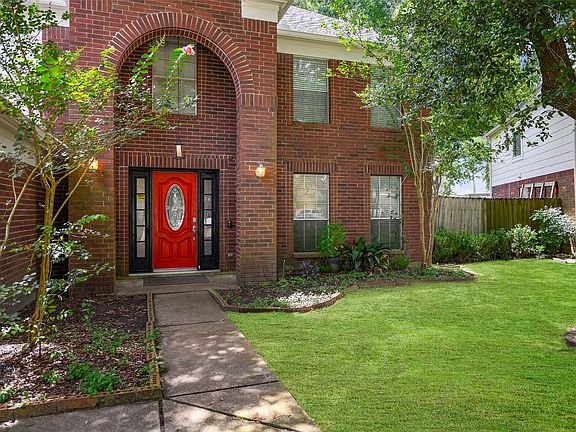 2nd image of 4011 Cedarwood Dr