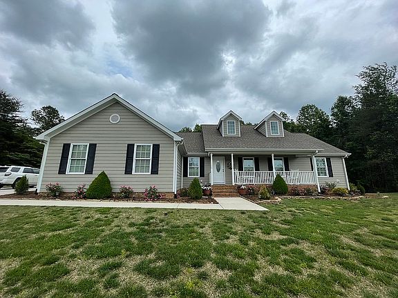 4th image of 4921 Curtis Dr