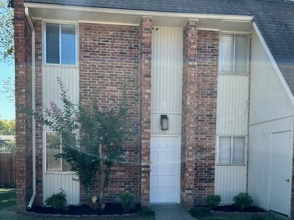 1500 S Albert Pike Ave APT 38, Fort Smith, AR 72903