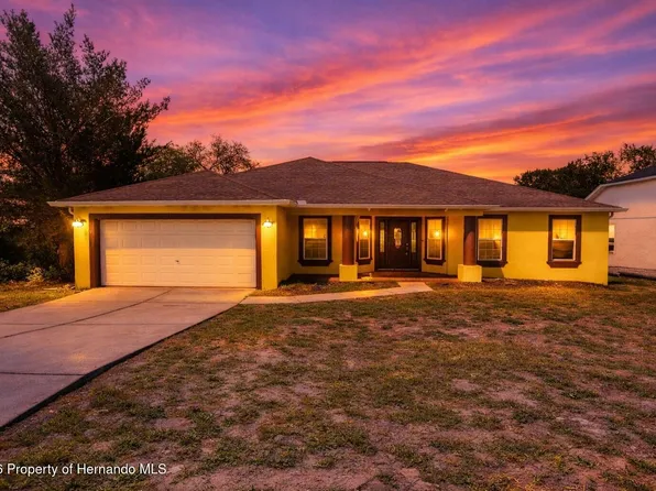 7253 Lamplighter St, Spring Hill, FL 34606