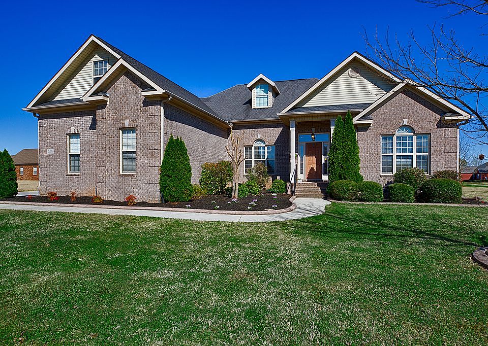 1st image of 349 Weatherford Dr NW