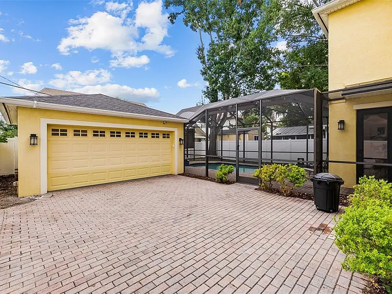 2915 W Bay View Ave — Photo 42