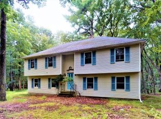 151 Locust Dr, Milford, PA 18337