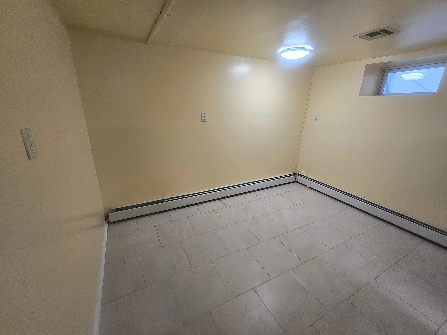 Studio, $1,200 — Photo 4