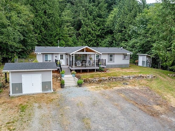 2nd image of 3120 Huddle Road