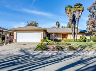 35 Starglow Cir, Sacramento, CA
