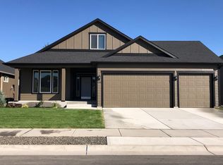 8502 N Summerhill Ln, Spokane, WA 99208