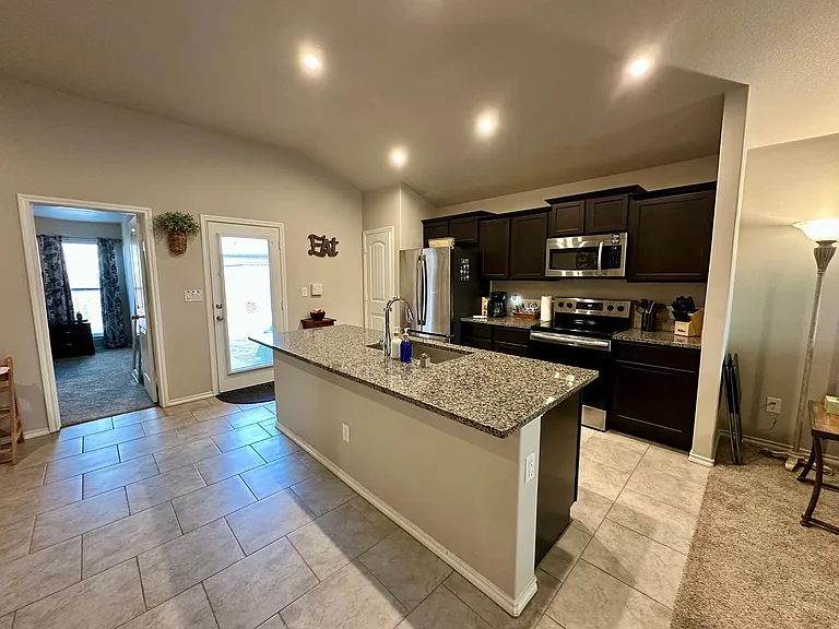 3704 Prentiss Ave — Photo 5