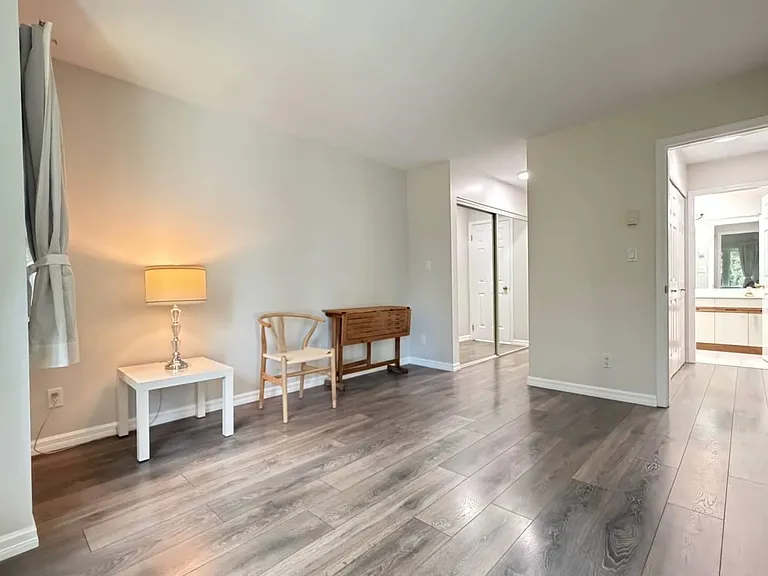 2970 Linwood St #402 — Photo 9