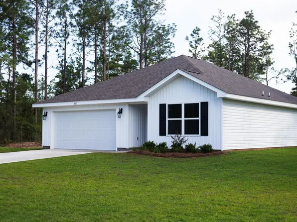 4145 Gulliver Dr, Chipley, FL 32428