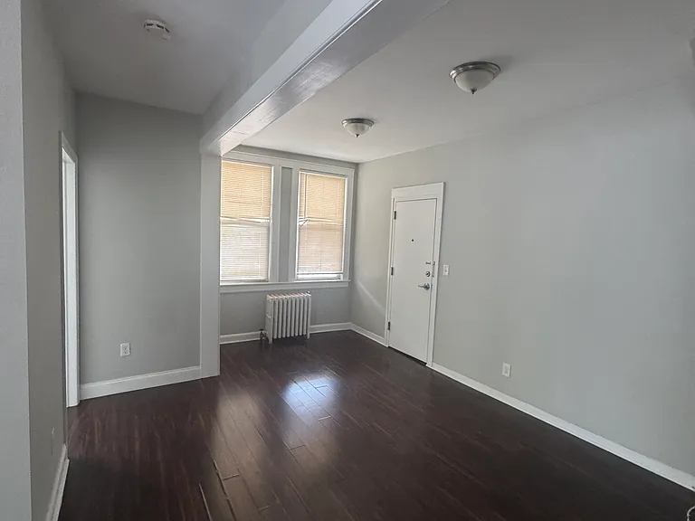 131 Claremont Ave #1F — Photo 9