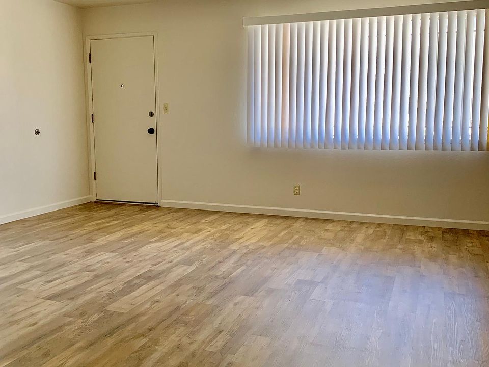 1st image of 5590 Clovercrest Dr #21