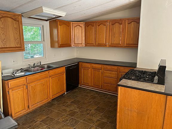 4th image of 2892 Echols Rd