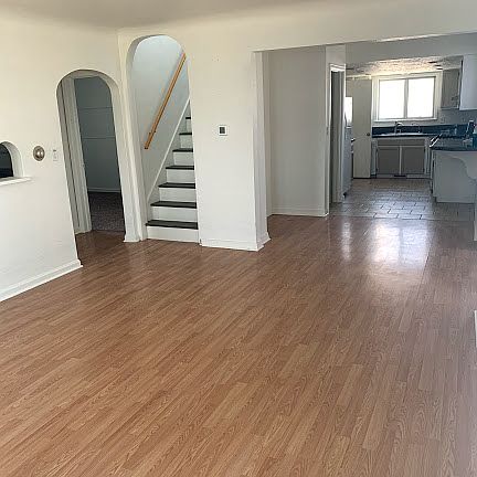 LIVING ROOM TO BEDROOMS AND KITCHEN