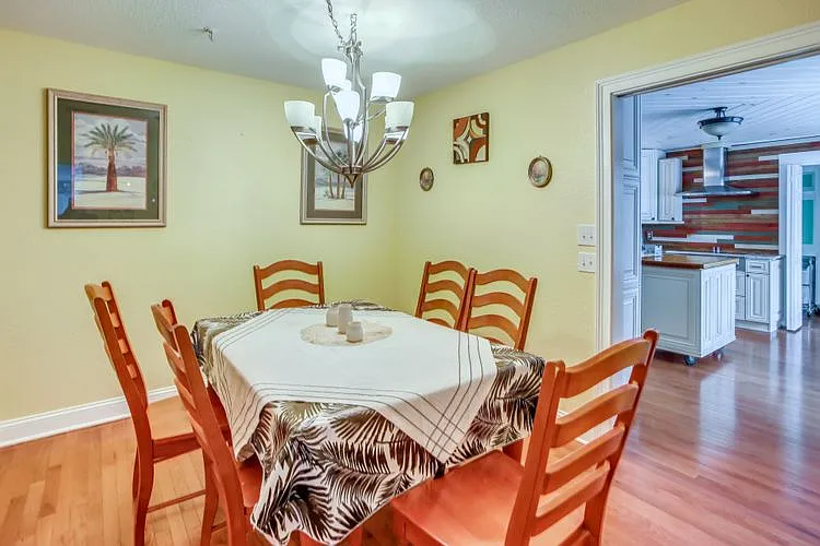 1087 Burcale Rd #1087 — Photo 4