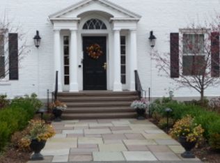 33 Maplewood Ave UNIT 306, Pittsfield, MA 01201