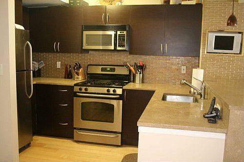 3rd image of 1490 Outlook Ave APT 2E