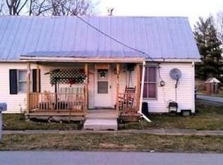 47 Maple St, Sardinia, OH 45171