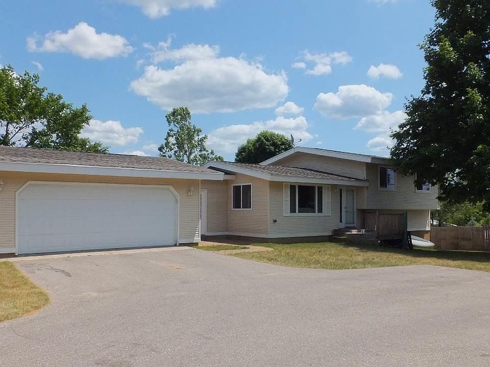 1st image of 5025 Silver Shores Ln