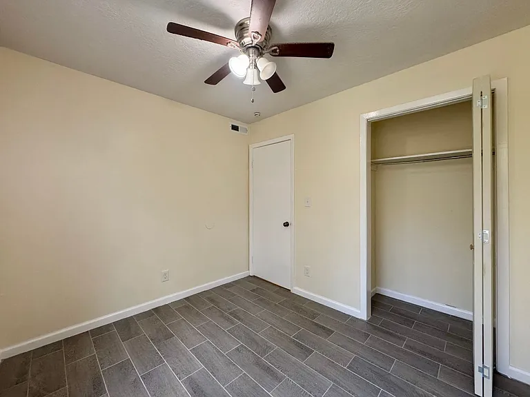 Apartment Close to Lyon College — Photo 7