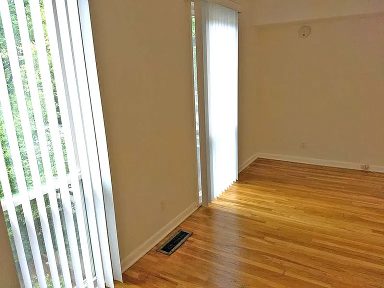 745 Delaware Ave SW #2 — Photo 8