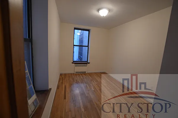 Rented by City Stop Realty | media 30