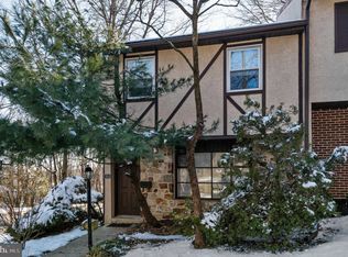 311 Woodside Cir, Dresher, PA 19025