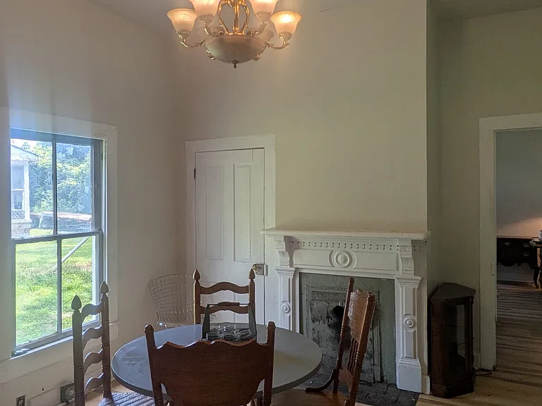 1013 Avenue D NW — Photo 4