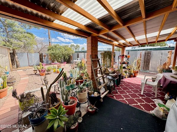 tucson-arizona-448592735 picture