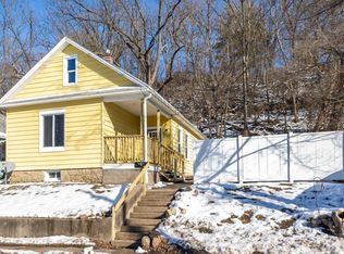 2720 Pinard St, Dubuque, IA 52001