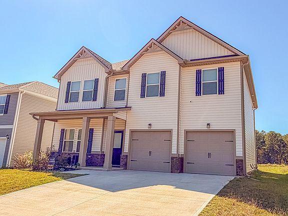 2nd image of 3204 Emberly Dr