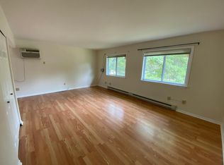 1025 N Walnut St APT 4, Lansing, MI 48906