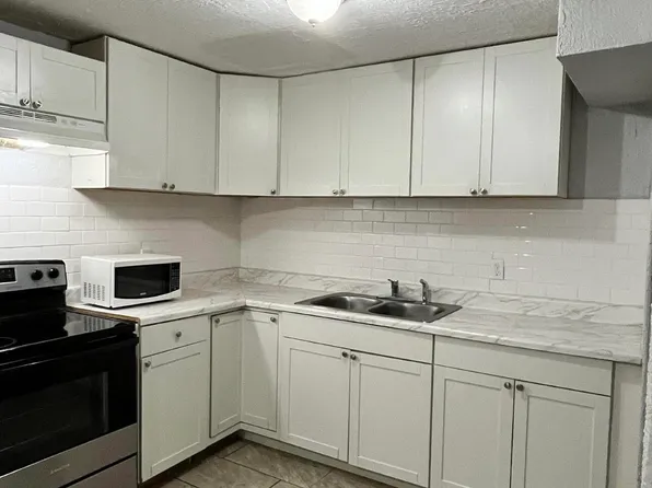 4413 Moncrief Rd W, Jacksonville, FL 32209
