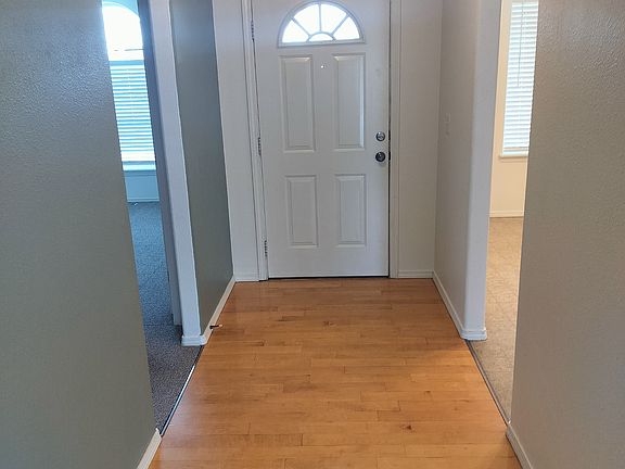 3rd image of 1415 Chelsey Cir