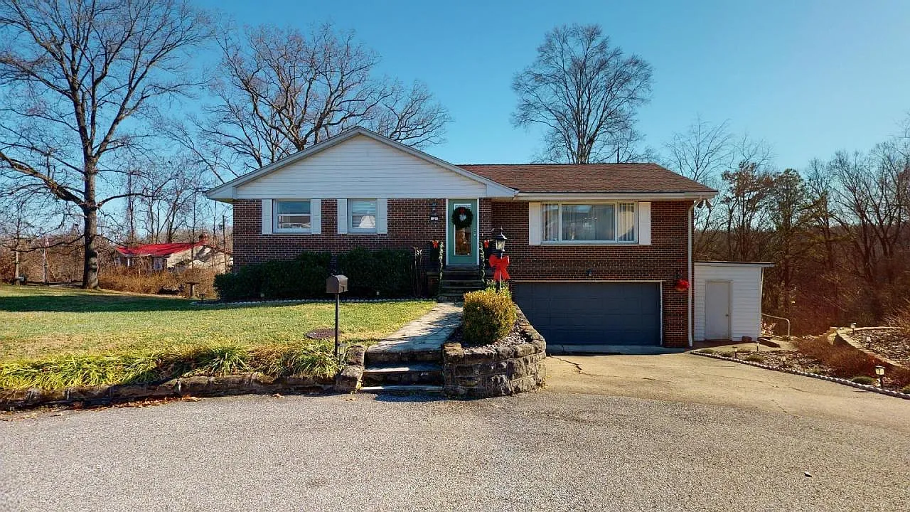 2 Palomar Ct photo 1